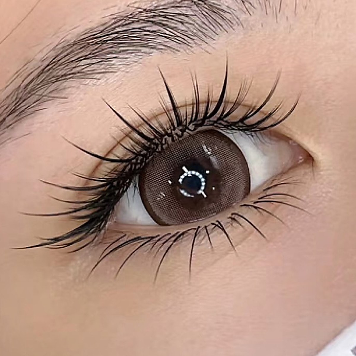 Lash extension result, soft full set finish