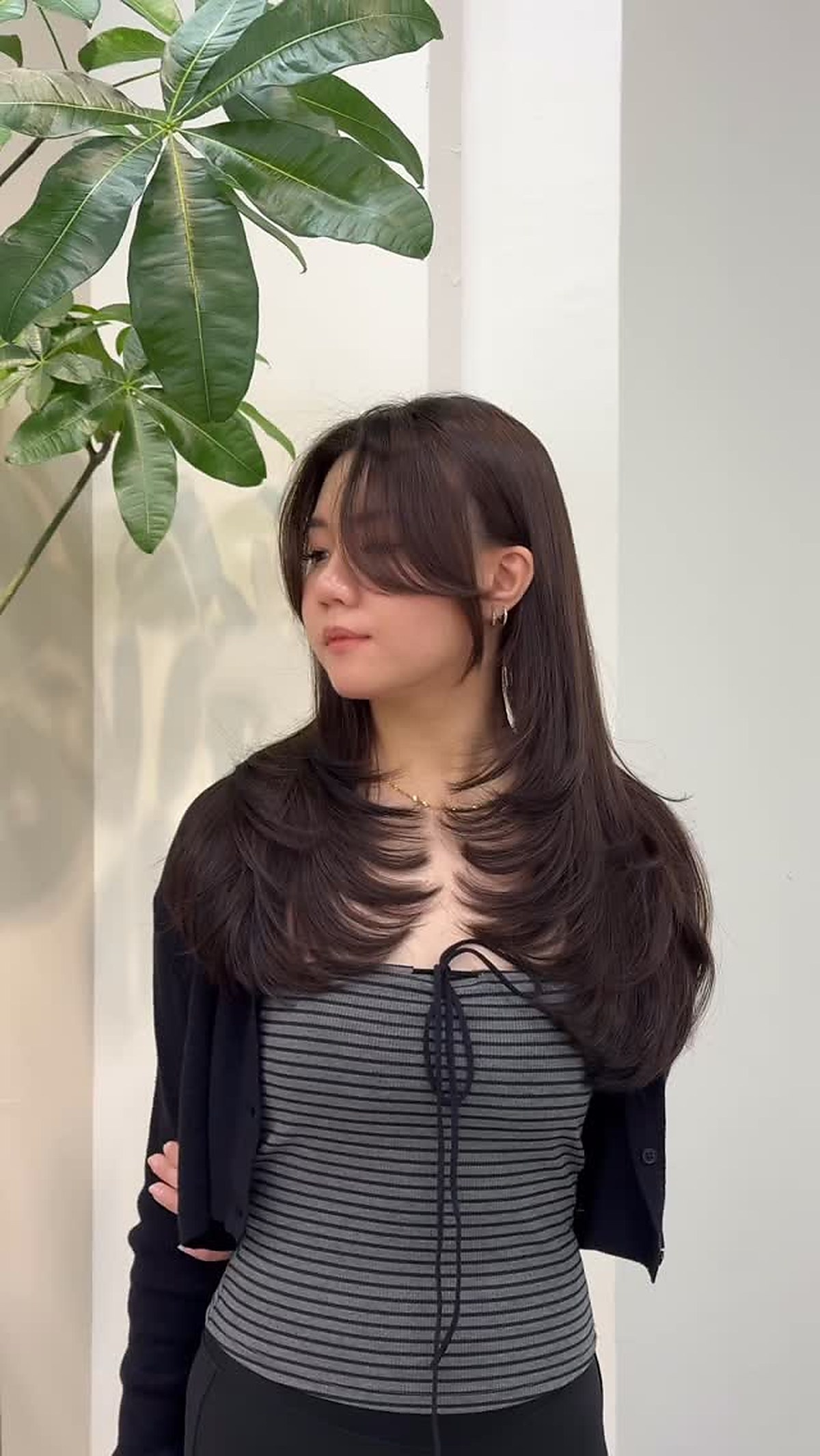 Layered haircut styling result