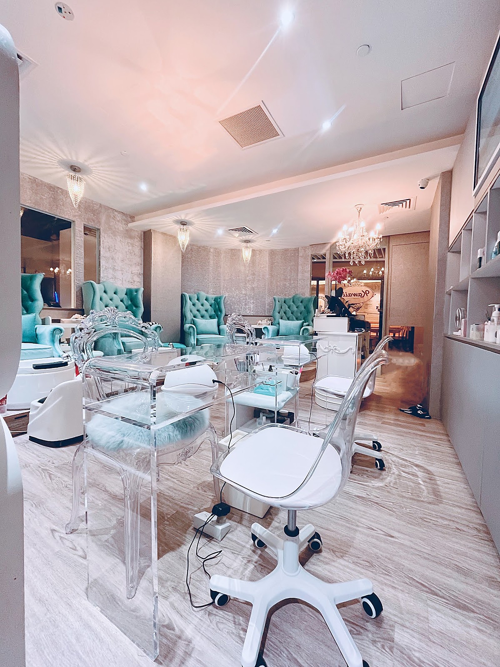 Luxury salon interior space at Kawaii Nails