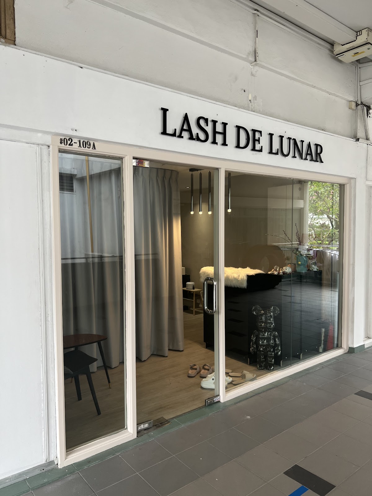 modern lash salon storefront