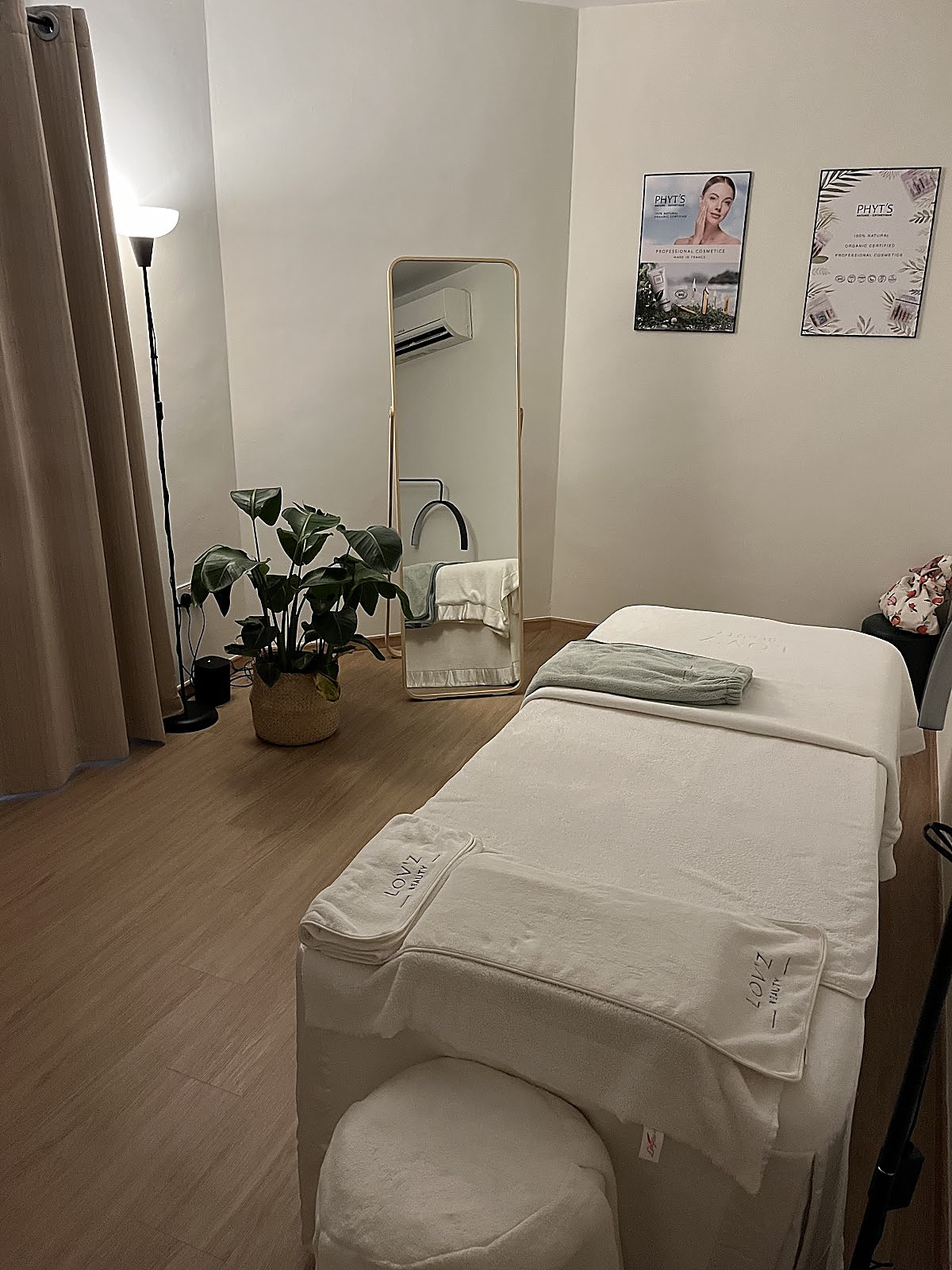 Salon treatment room interior at LOV'Z BEAUTY