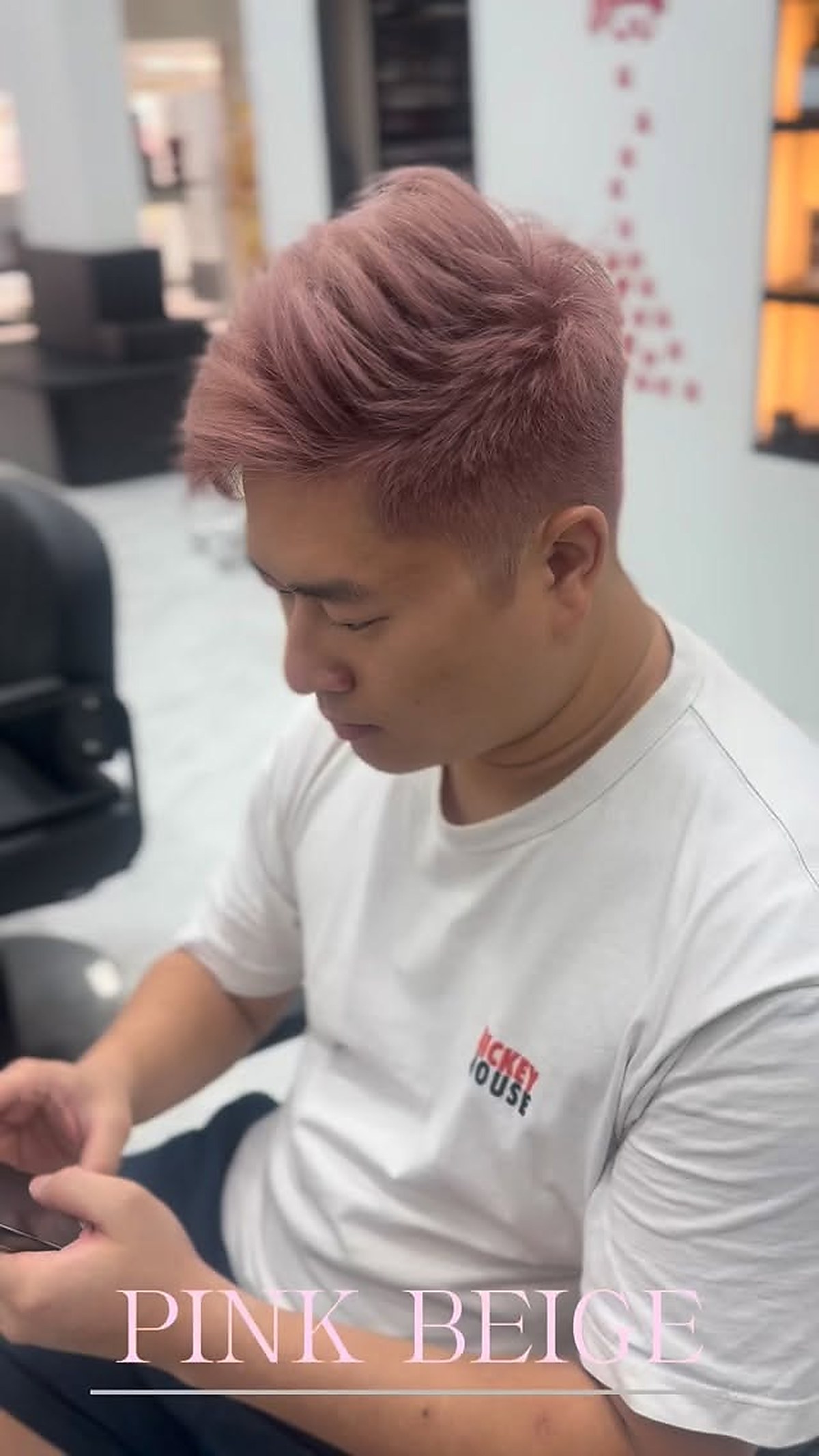 Pink beige hair color finish